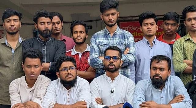 শিক্ষার্থীরা সম্পূরক বৃত্তি না পেলে কঠোর কর্মসূচির হুঁশিয়ারি