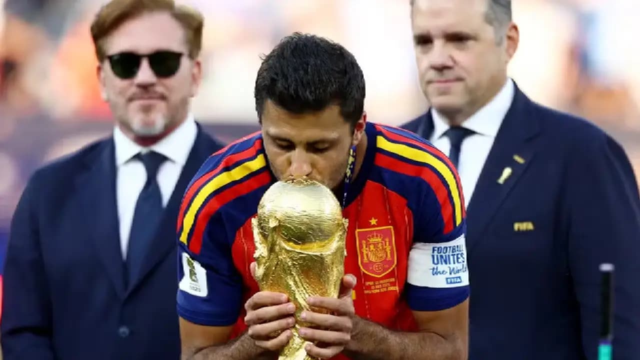 বিশ্বকাপ শেষে টাকার বন্যা, কোন দল পেল কত?