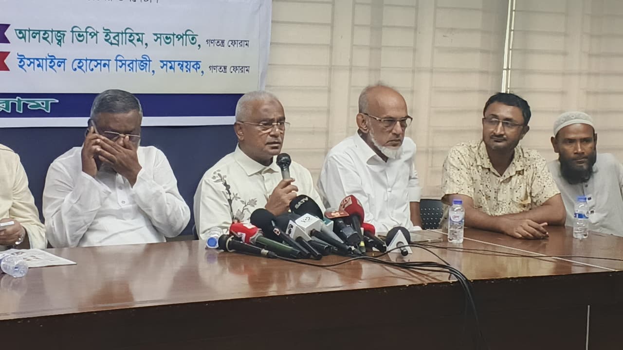 আইন মানার প্রবণতা ও নৈতিক শিক্ষা মিললেই পরিবর্তন সম্ভব: আলাল