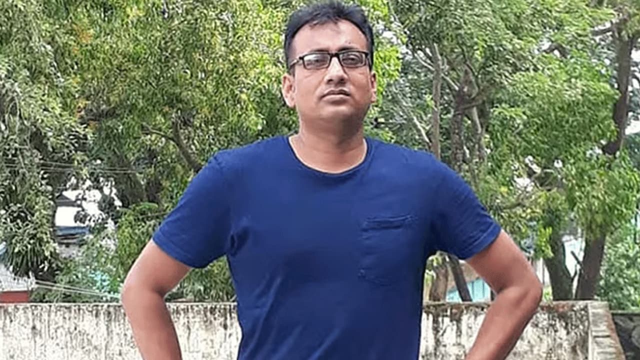 বন্ধুদের সঙ্গে বেড়াতে গিয়ে ব্যাংক কর্মকর্তার মৃত্যু