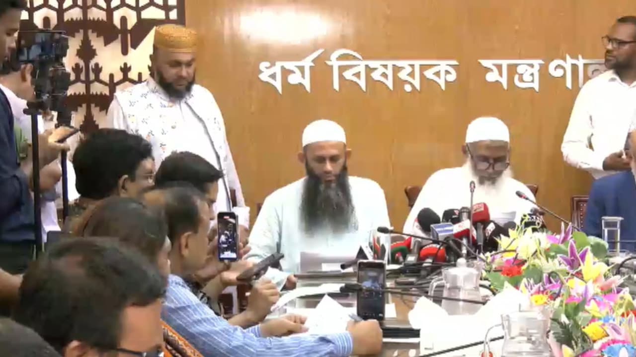 হজযাত্রীদের জন্য বিমান ভাড়া নিয়ে সুখবর