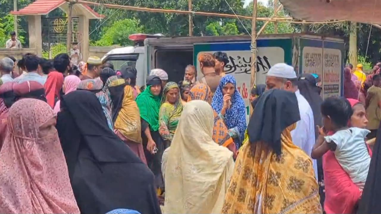 ইতালিতে ভাইয়ের হাতে খুন, আড়াই মাস পর নিজভূমে নয়নের লাশ