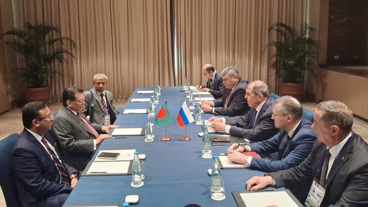 রাশিয়ার পররাষ্ট্রমন্ত্রীর সঙ্গে খলিলুর রহমানের বৈঠক
