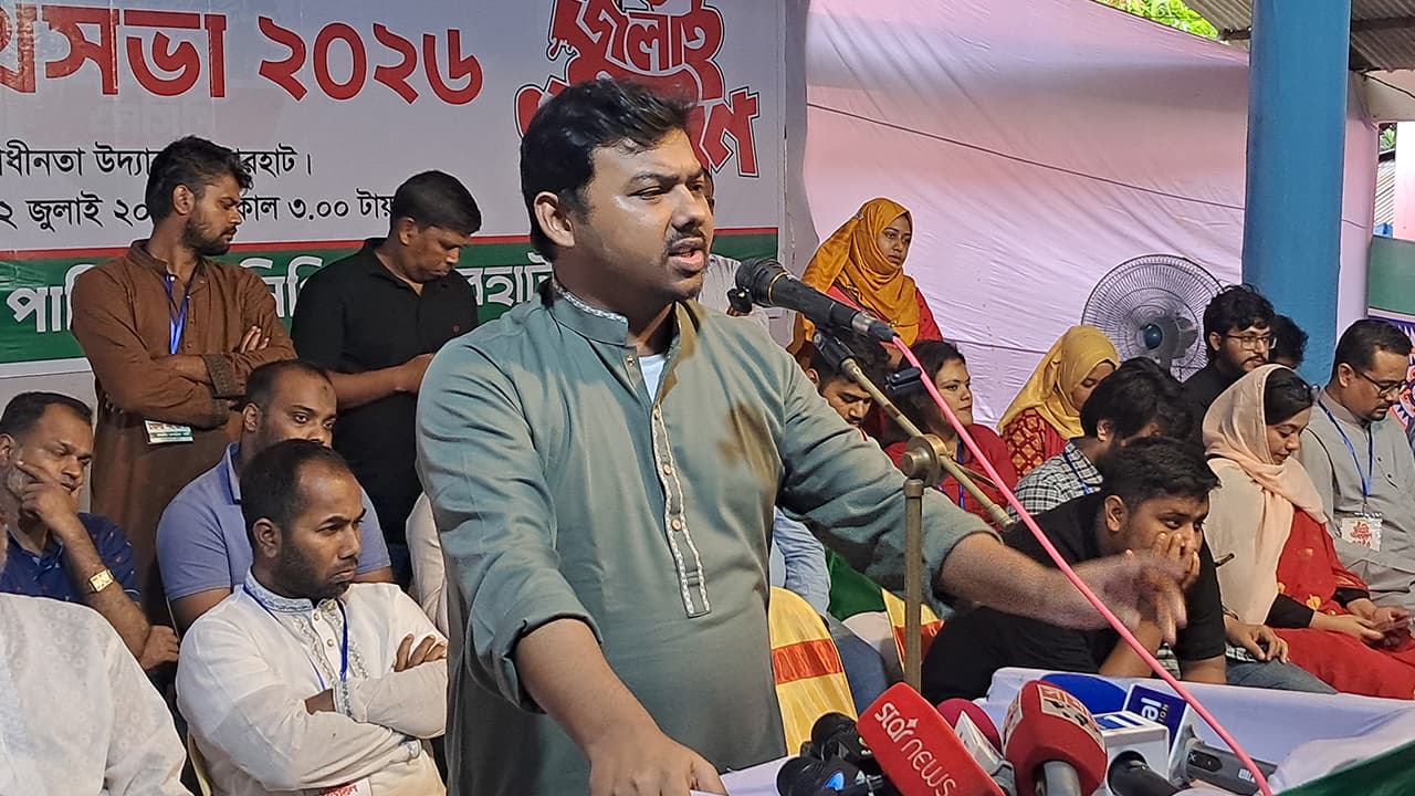 শেখ হাসিনার জানাজা-দাফন বাংলাদেশে হবে না: সারোয়ার তুষার
