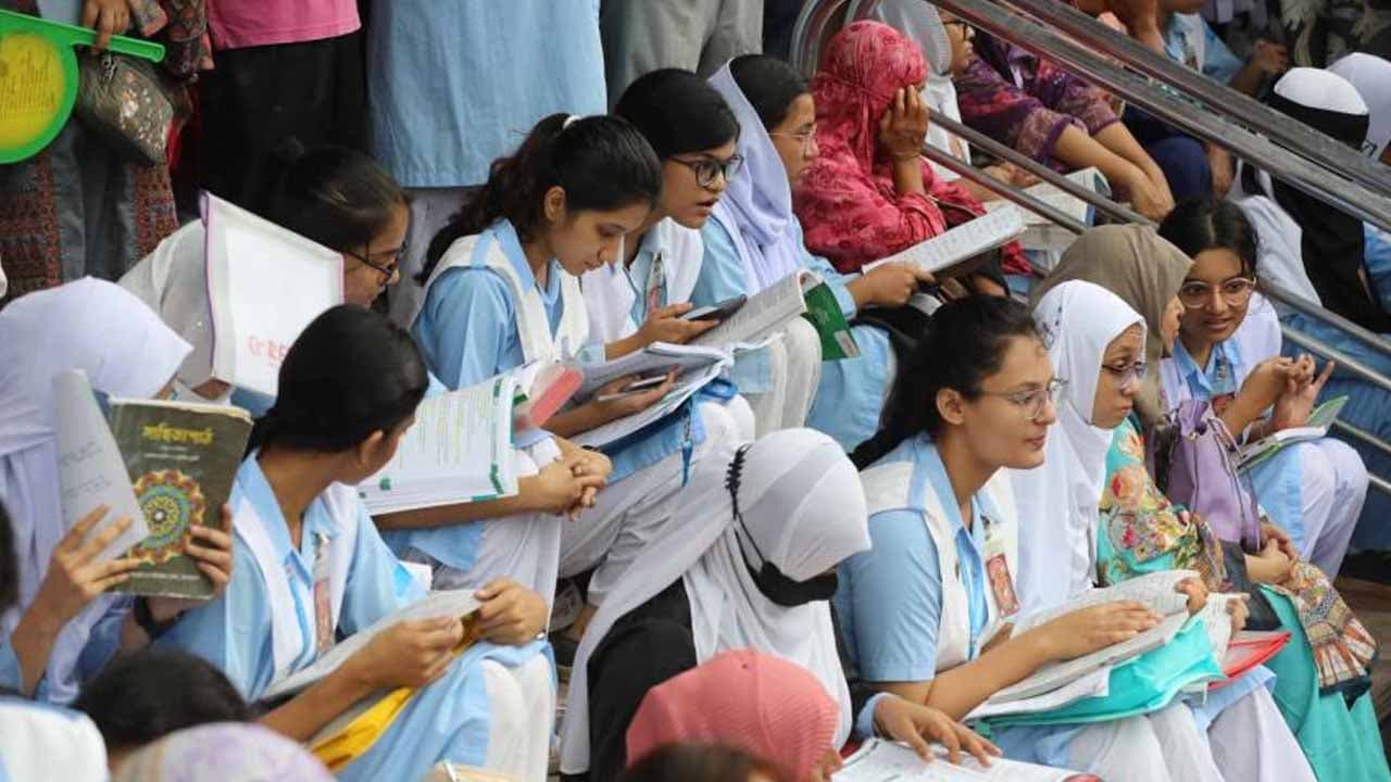 ১৩ জুলাইয়ের এইচএসসি পরীক্ষা দিতে না পারা পরীক্ষার্থীদের জন্য জরুরি নির্দেশনা