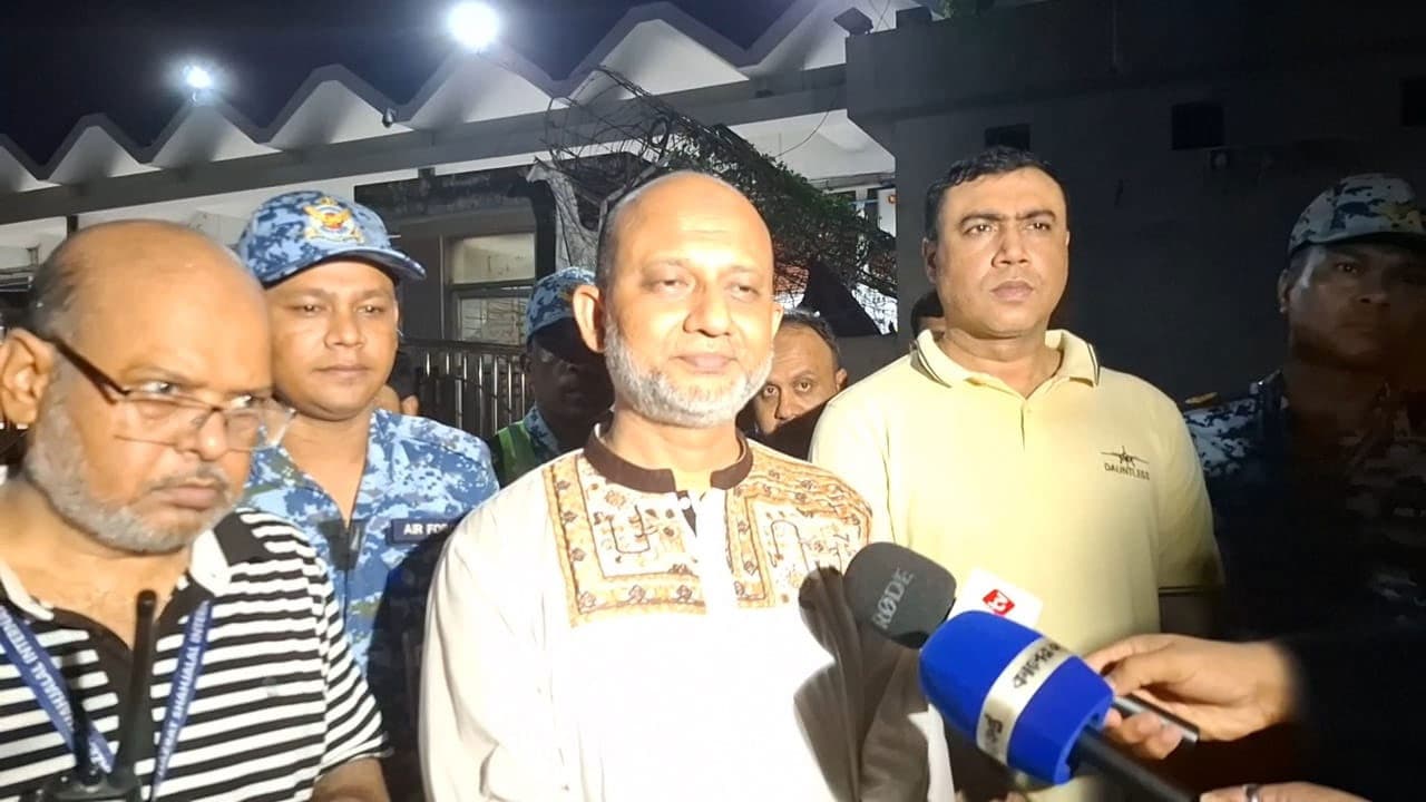 ধ্বংসস্তূপ সরাতে গিয়ে শাহজালালে ফের অগ্নিকাণ্ড: নির্বাহী পরিচালক