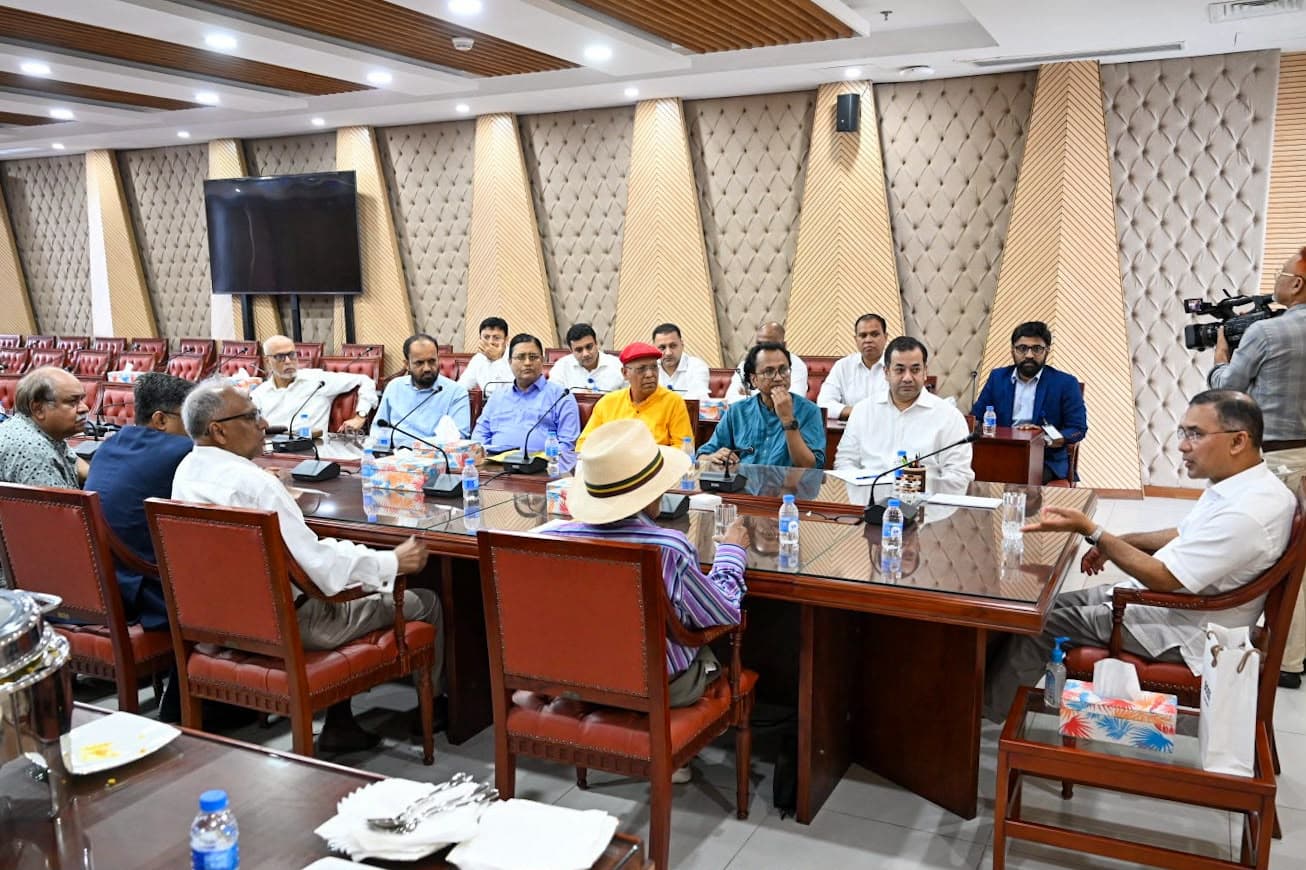গঠনমূলক সমালোচনা ও ইতিবাচক কাজগুলো তুলে ধরার আহ্বান তারেক রহমানের