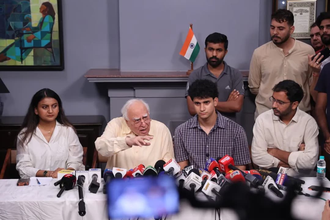 ভারতে নিট আন্দোলনকারীদের গ্রেপ্তার ও হয়রানির অভিযোগ, পুনরায় আন্দোলনের হুঁশিয়ারি