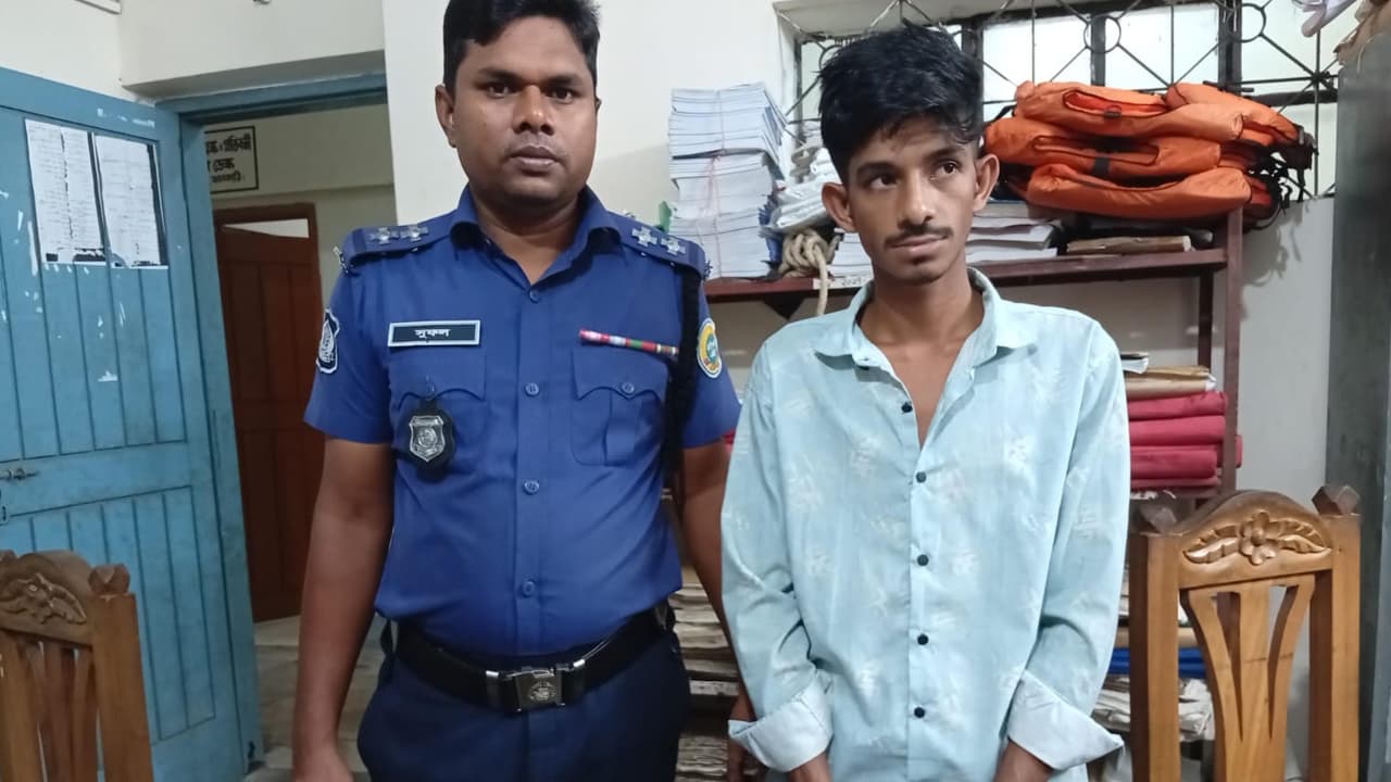 ঝালকাঠিতে ইয়াবাসহ যুবক গ্রেপ্তার