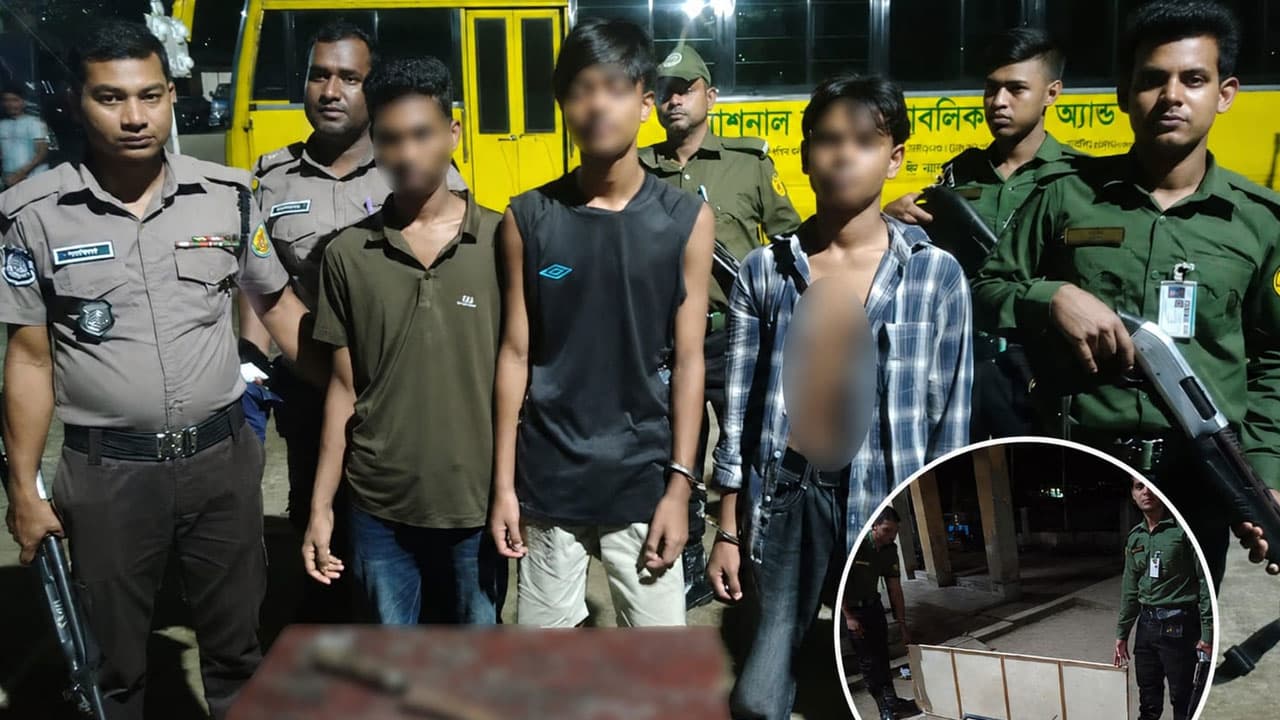 শিকদার মেডিকেল কলেজ হাসপাতাল থেকে অস্ত্রসহ চোরচক্রের ৩ সদস্য আটক