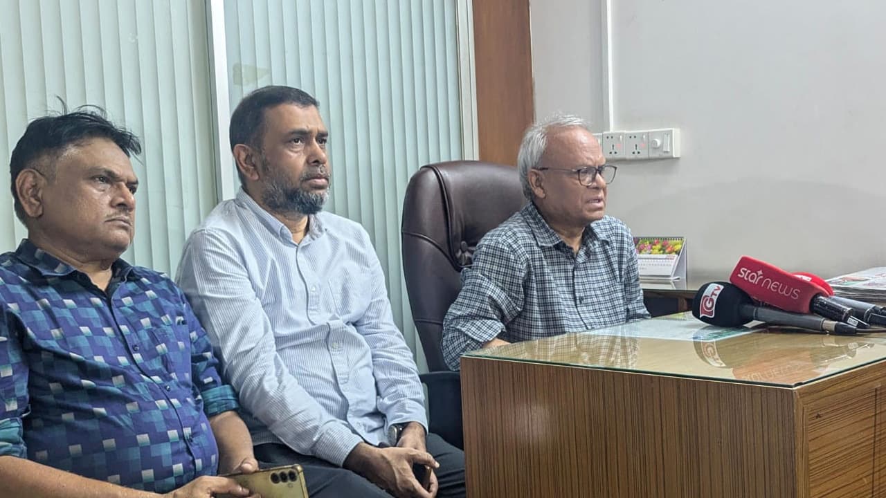 জুলাই অভ্যুত্থানের পটভূমি তৈরি হয়েছিল খালেদা জিয়া ও তারেক রহমানের নেতৃত্বে: রুহুল কবির রিজভী