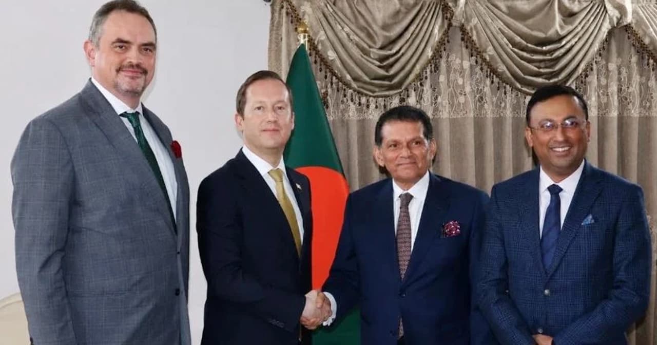 বাংলাদেশ-যুক্তরাষ্ট্র সম্পর্ক নিয়ে ইতিবাচক আভাস দিলেন মার্কিন দূত
