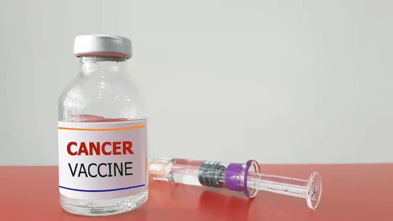 রাশিয়ার তৈরি ক্যানসার টিকা গ্রহণকারী প্রথম রোগী সুস্থ, দাবি গবেষকদের
