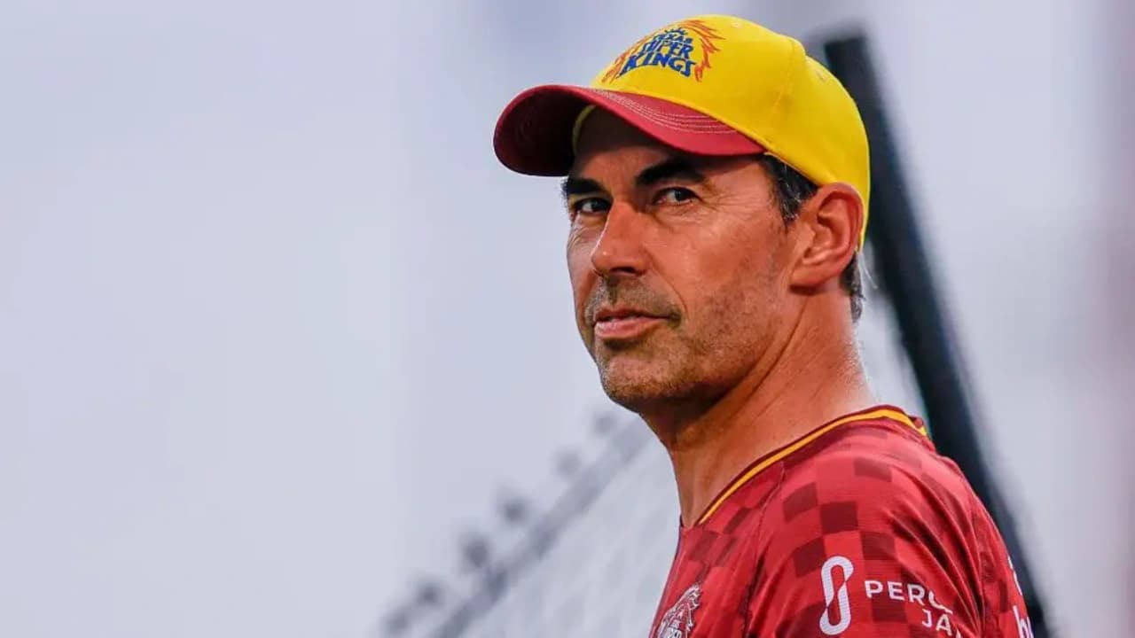 ‘ইংল্যান্ডে ধোনি নেই’, ফ্লেমিংকে মনে করালেন ভন