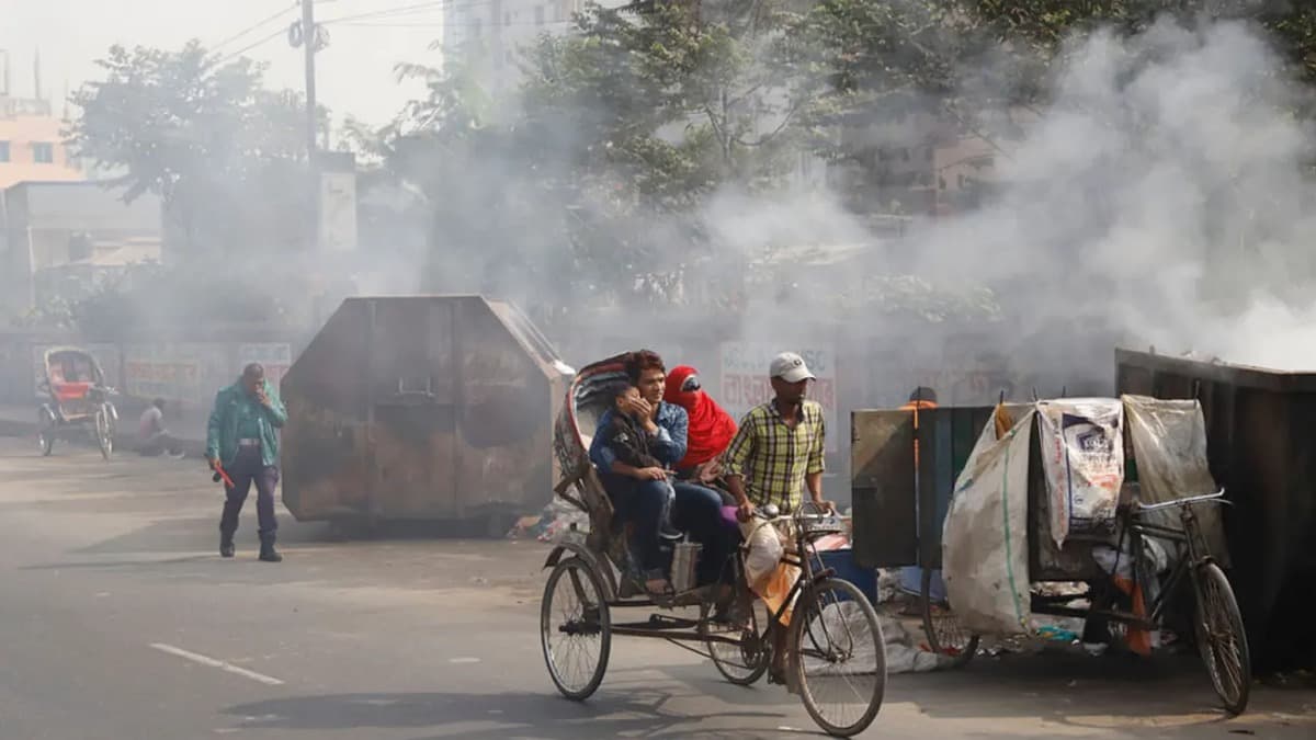 দূষিত শহরের শীর্ষ ২০-এর তালিকা থেকে বের হয়ে এল ঢাকা