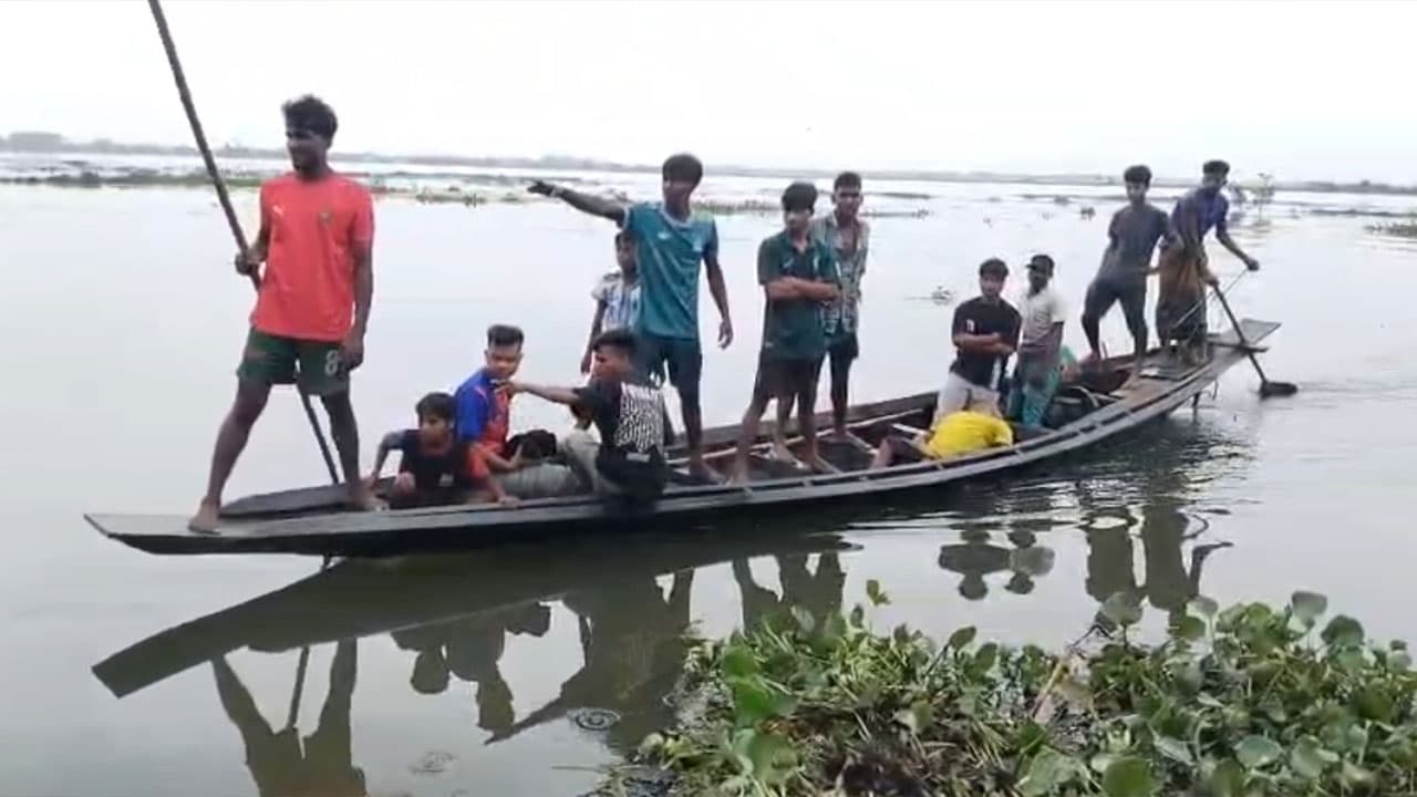 সুনামগঞ্জে নৌকা ডুবি: নিখোঁজ চারজনের একজনের মরদেহ উদ্ধার