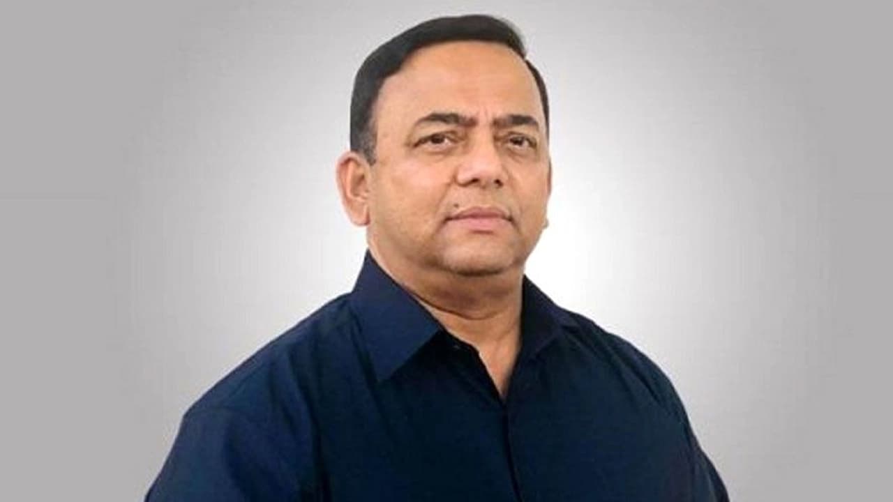 দুবাইয়ে কারামুক্ত হলেন সাবেক আইজিপি বেনজীর আহমেদ