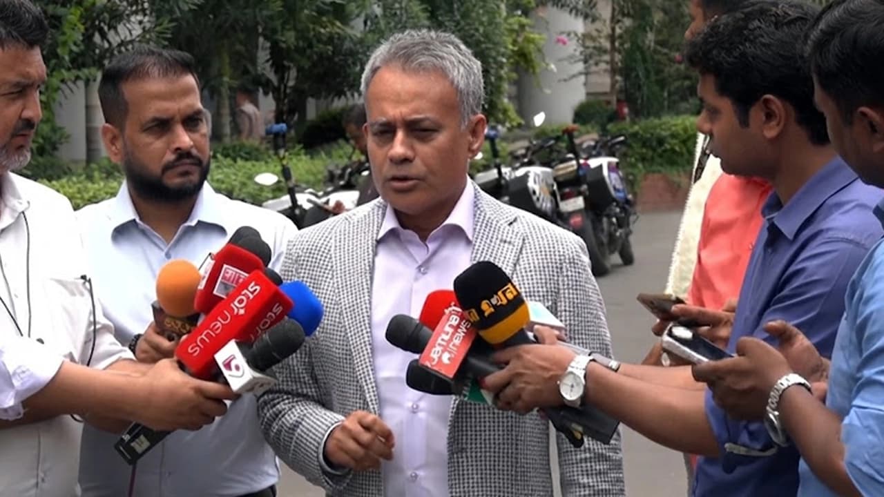 রাজধানীর চারপাশের নদীপথে আবারও ওয়াটার বাস চালুর উদ্যোগ