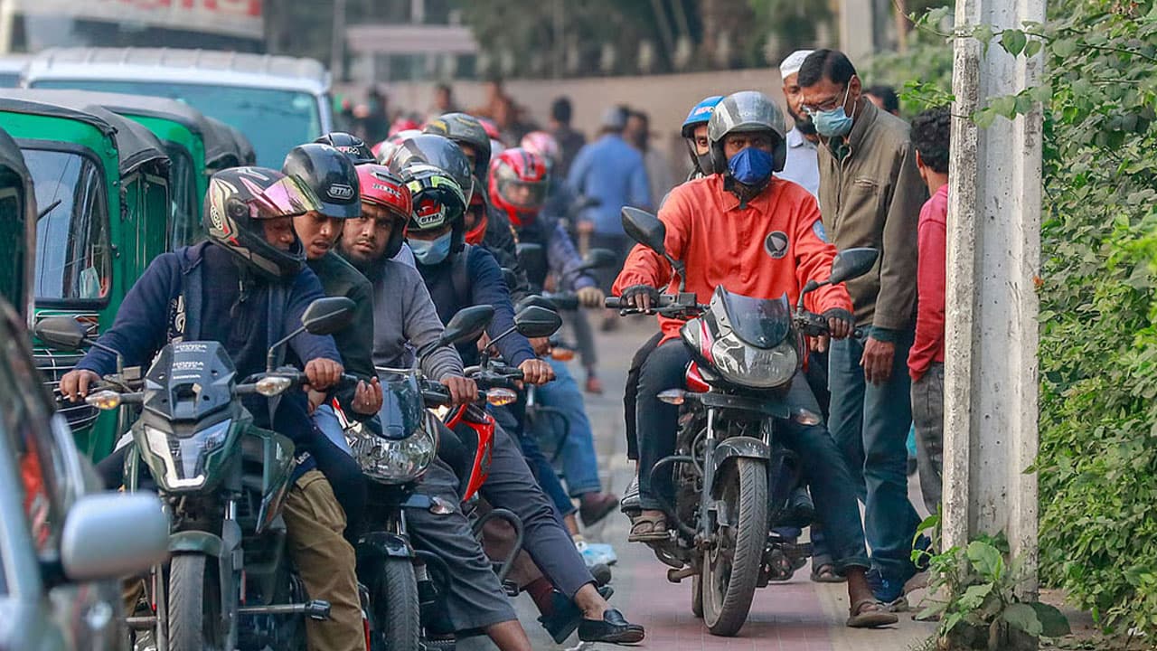 মোটরসাইকেলের সামনেও নম্বর প্লেট বাধ্যতামূলক করছে বিআরটিএ