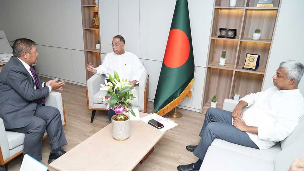 মিয়ানমার থেকে পাইপলাইনের মাধ্যমে গ্যাস আমদানির উদ্যোগ সরকারের