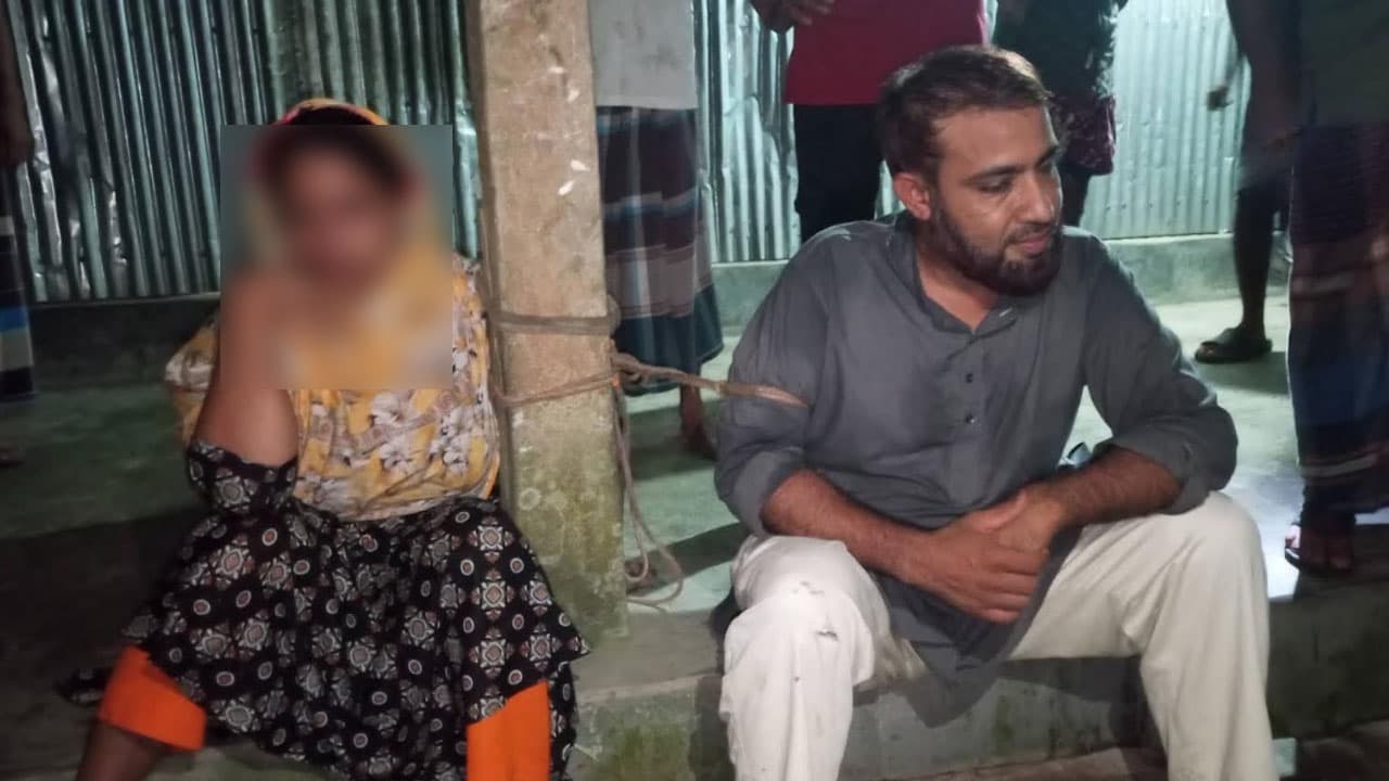 পঞ্চগড়ে নারীর ঘর থেকে আটক ব্যক্তি, জামায়াতের সমর্থক বলে দাবি