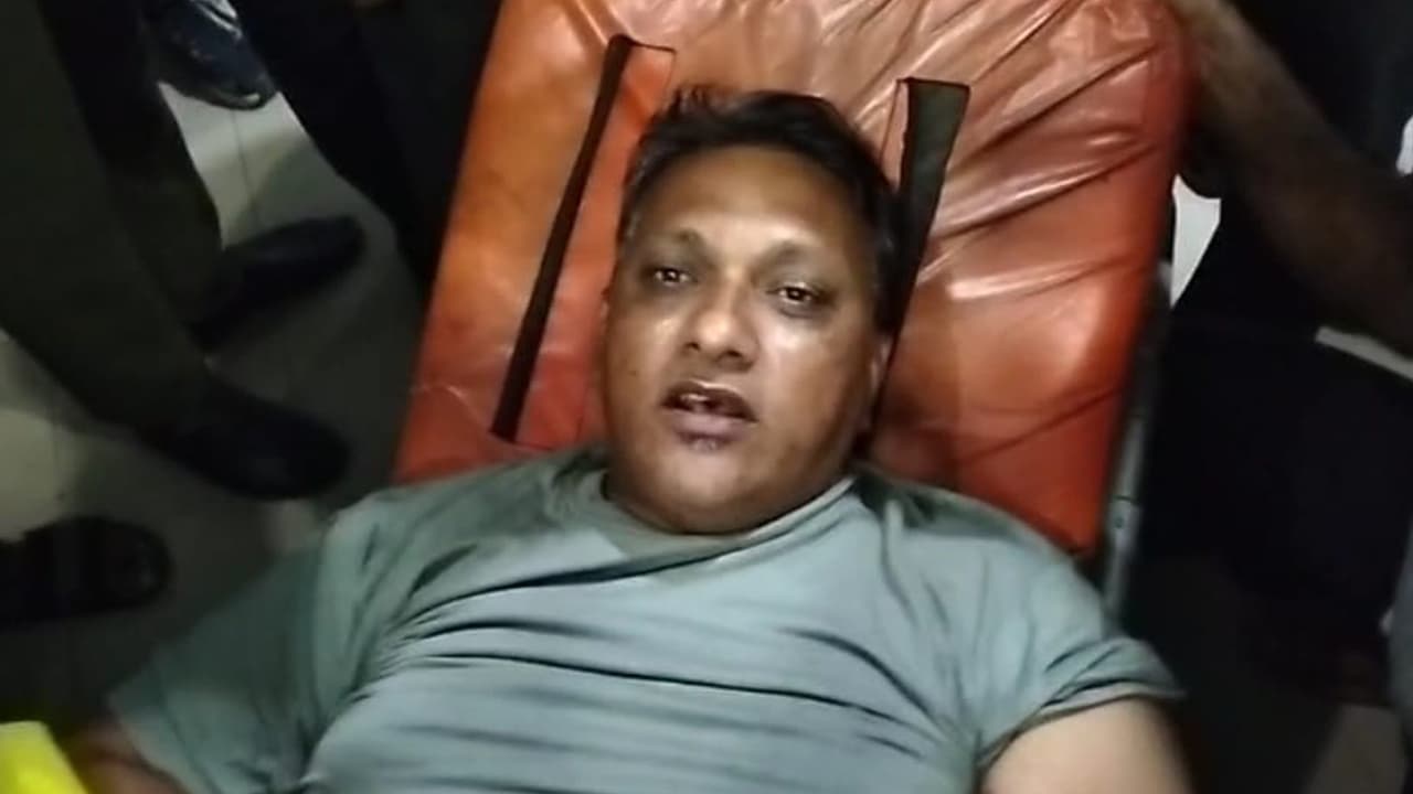 কুষ্টিয়ায় বিএনপি নেতার ওপর হামলা, গুলি ও ককটেল বিস্ফোরণ