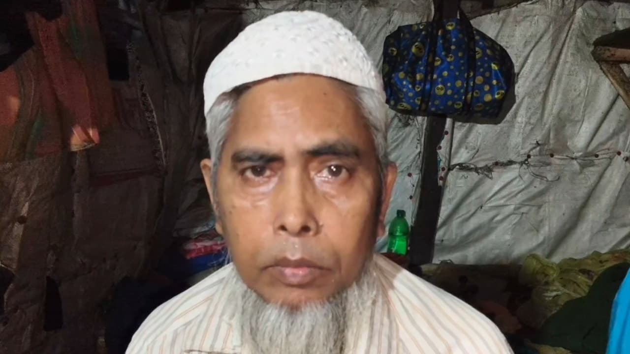 পিরোজপুরে প্রতিবেশীর জমি দখলের অভিযোগ, মিথ্যা মামলায় পঙ্গু দিনমজুরের মানবেতর জীবন