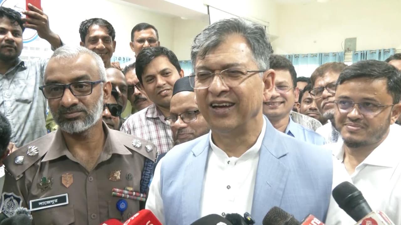 গণহত্যা ও মানবতাবিরোধী অপরাধীদের গ্রহণ করবে না দেশ: স্বরাষ্ট্রমন্ত্রী