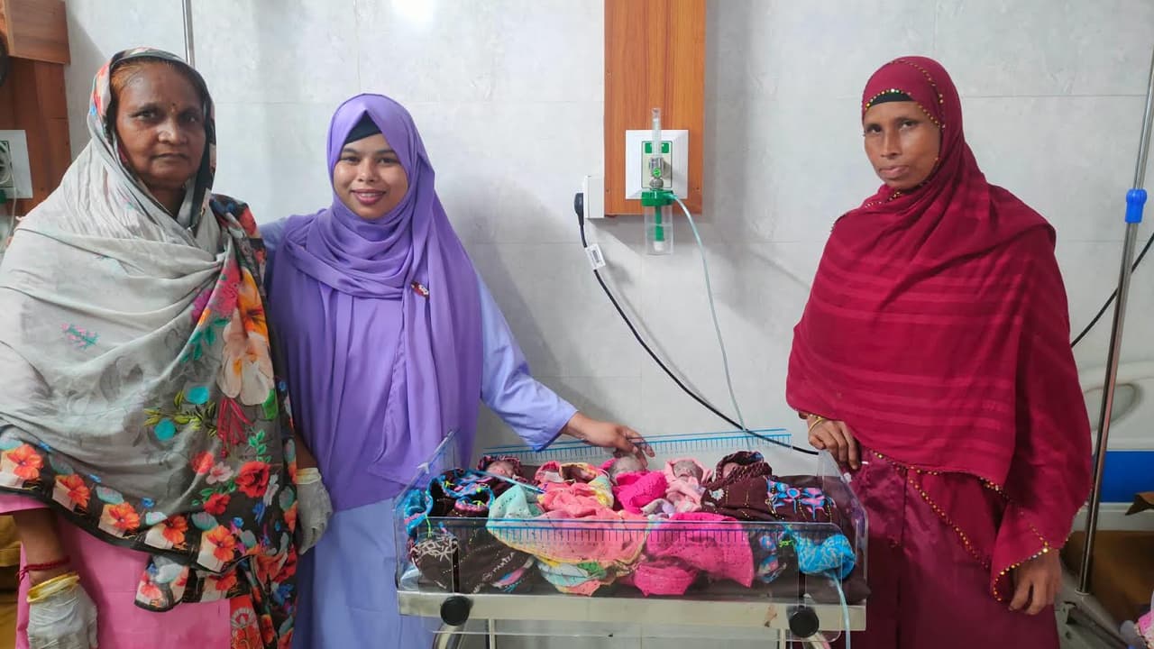 কুমিল্লার হাসপাতালে একসঙ্গে পাঁচ সন্তানের জন্ম, বেঁচে রইল তিন