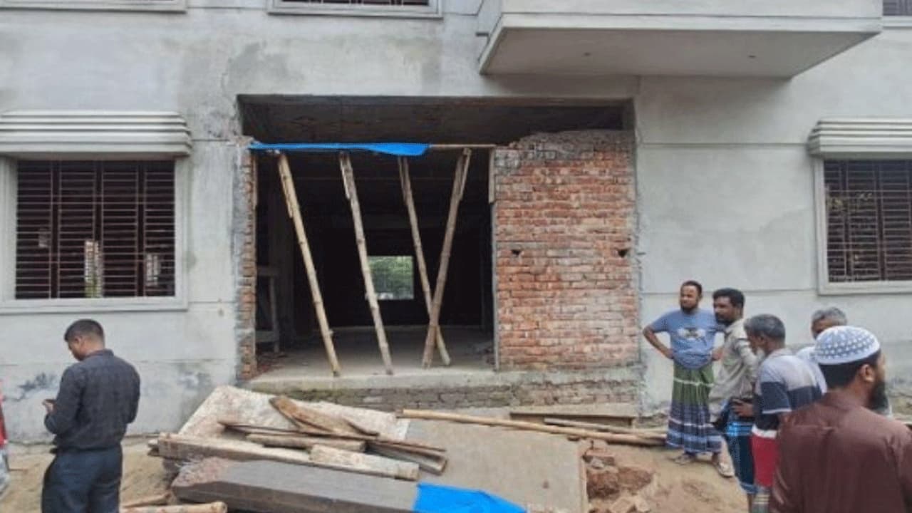 ফরিদপুরে নির্মাণাধীন ভবনের সেন্টারিং ধসে শ্রমিকের মৃত্যু