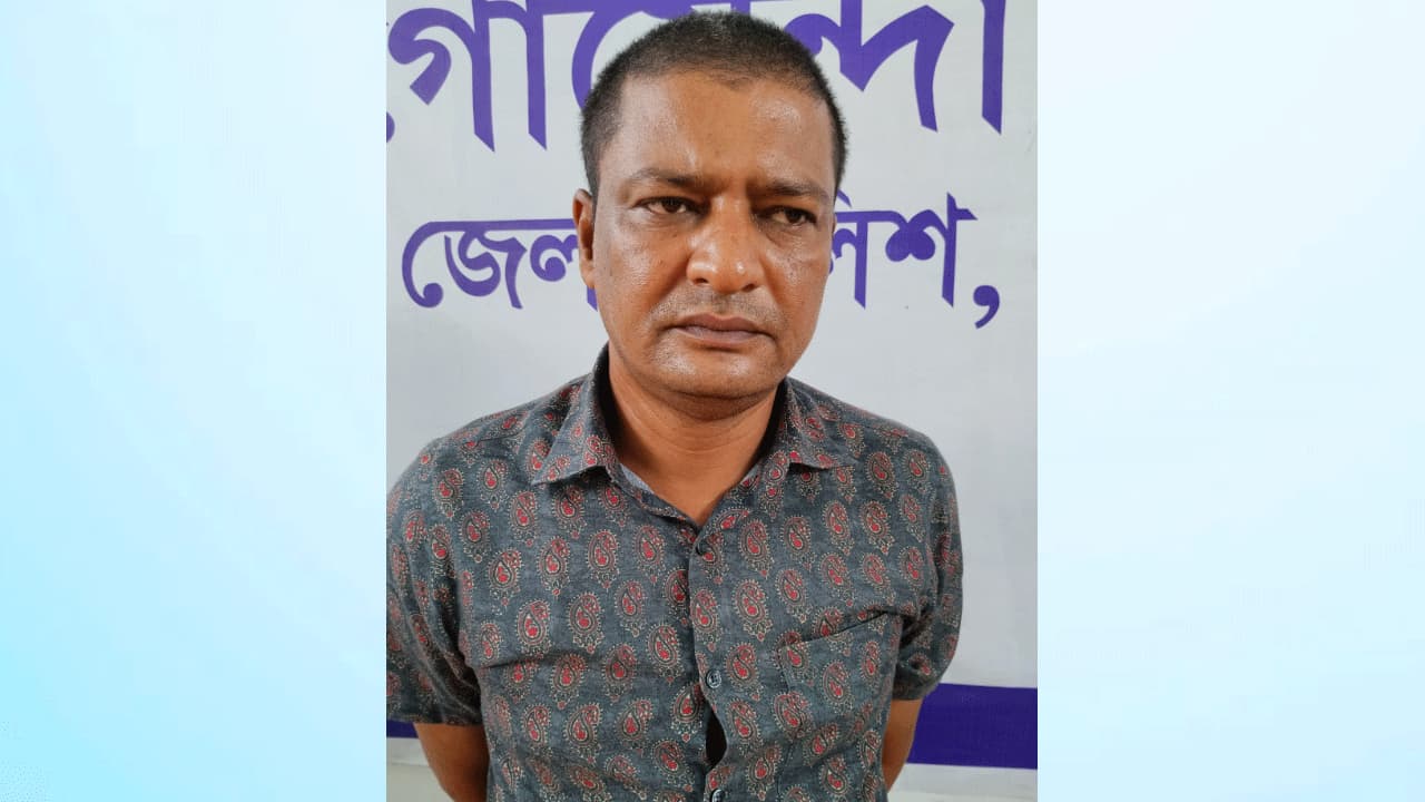 পঞ্চগড় পৌর আওয়ামী লীগের সভাপতি গ্রেপ্তার