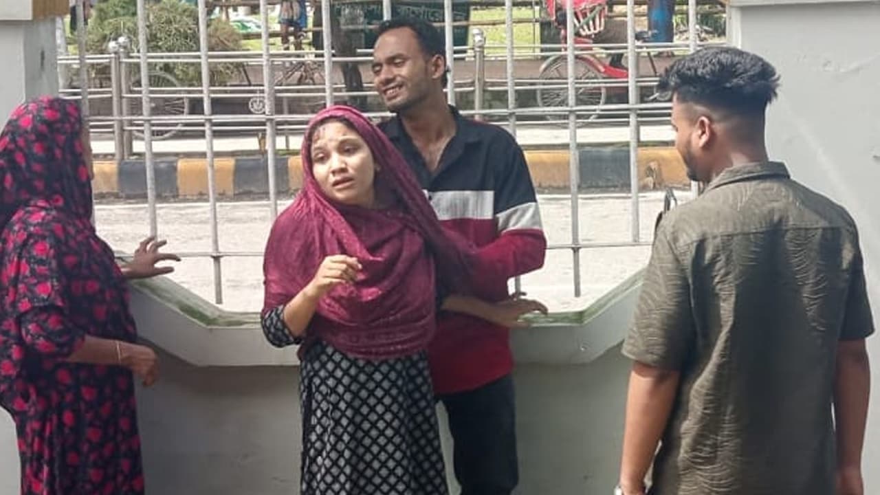 সিলেটে আইসিইউ না পেয়ে শিশুর মৃত্যু: কর্তৃপক্ষের গাফিলতির অভিযোগ