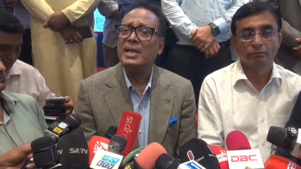 রূপপুর থেকে দ্রুত জাতীয় গ্রিডে যুক্ত হবে ৩০০ মেগাওয়াট বিদ্যুৎ: মন্ত্রী ফকির মাহবুব আনাম