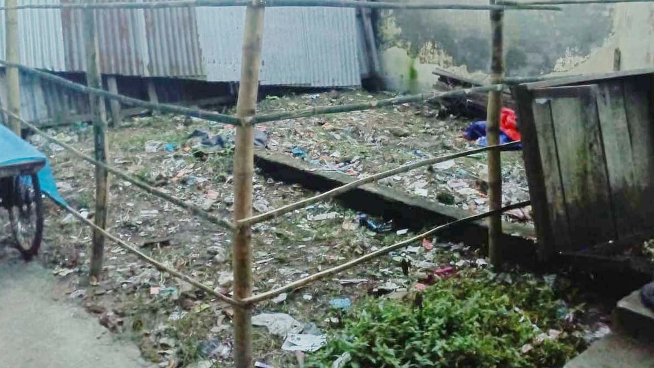 গৌরনদীতে চাঁদা না দেওয়ায় জমি দখলের অভিযোগ বিএনপি নেতাদের বিরুদ্ধে