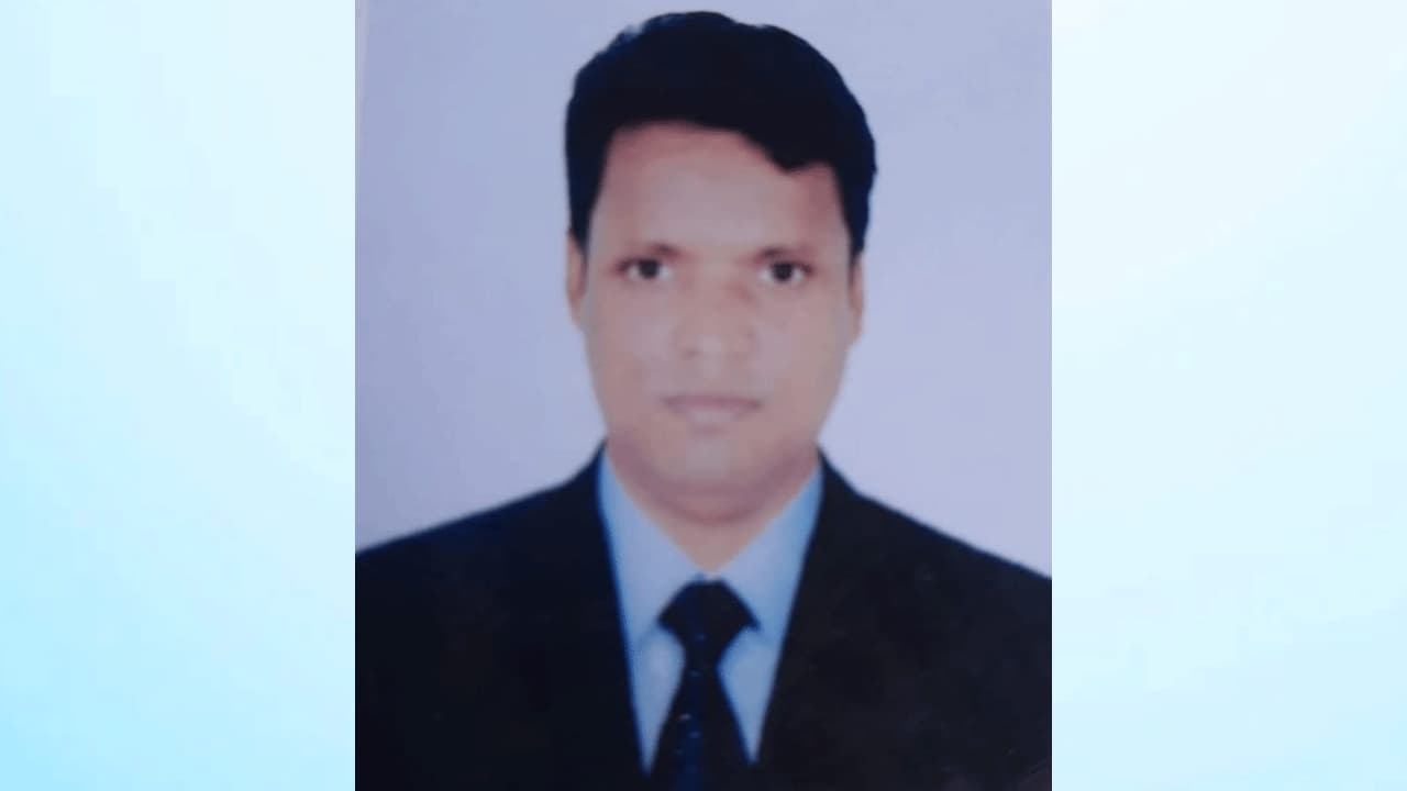অনলাইন জুয়ার প্রতিবাদ করায় কলেজশিক্ষক রক্তাক্ত, আইসিইউতে মৃত্যুর সঙ্গে লড়াই