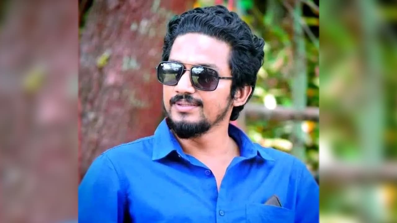 পিরোজপুরে পলাতক যুবলীগ নেতা গ্রেপ্তার