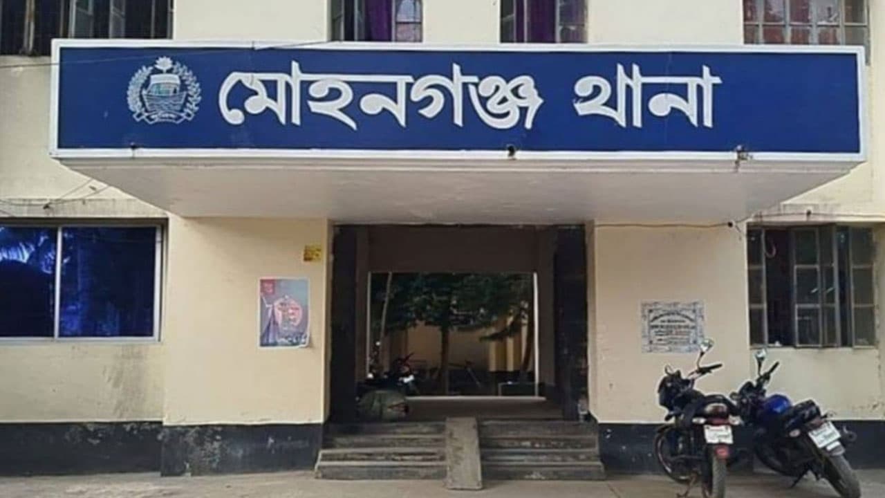 নেত্রকোণায় গৃহবধূর লাশ উদ্ধার, স্বামীসহ শ্বশুরবাড়ির সবাই পলাতক
