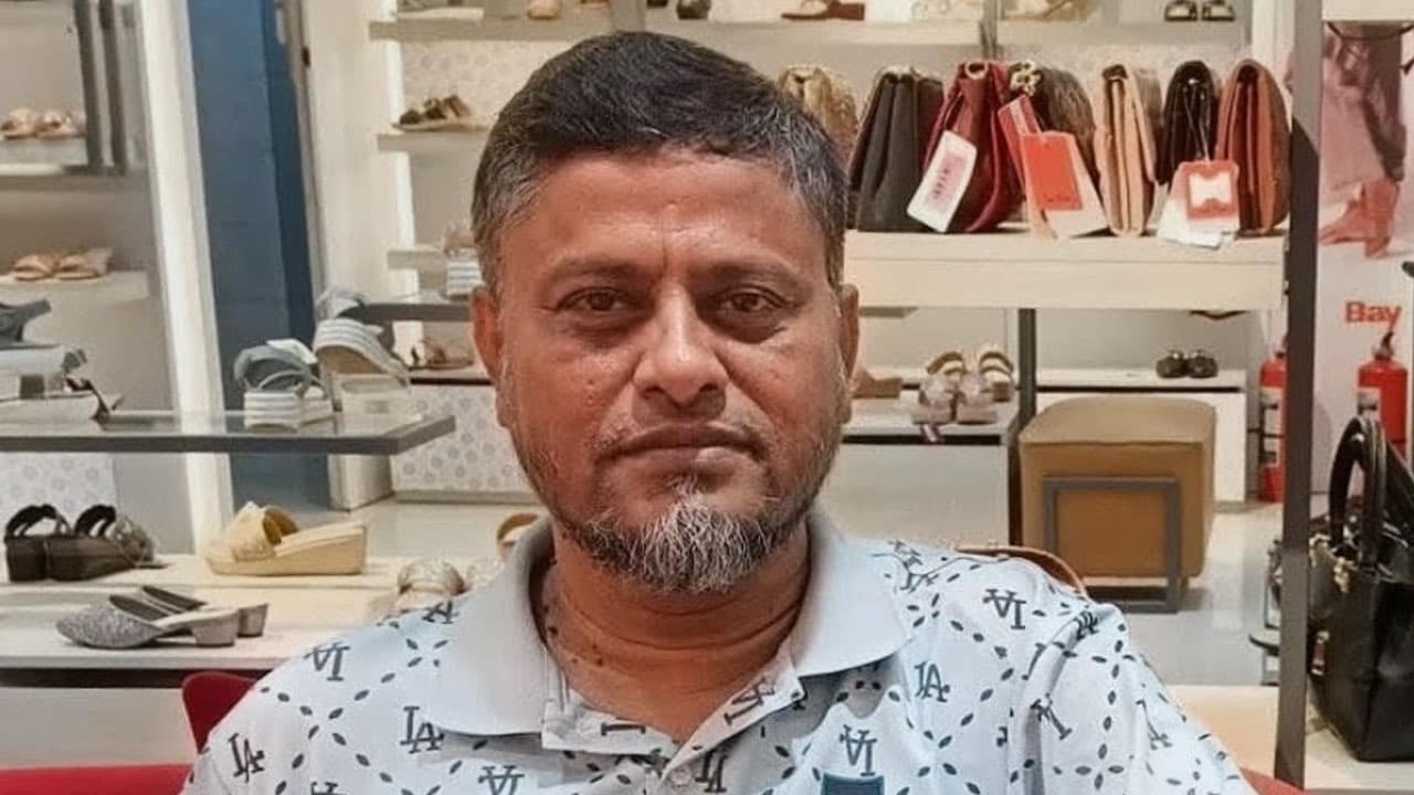 সাংবাদিকদের ওপর হামলা: পটুয়াখালী জেনারেল হাসপাতালের হিসাবরক্ষক বদলি