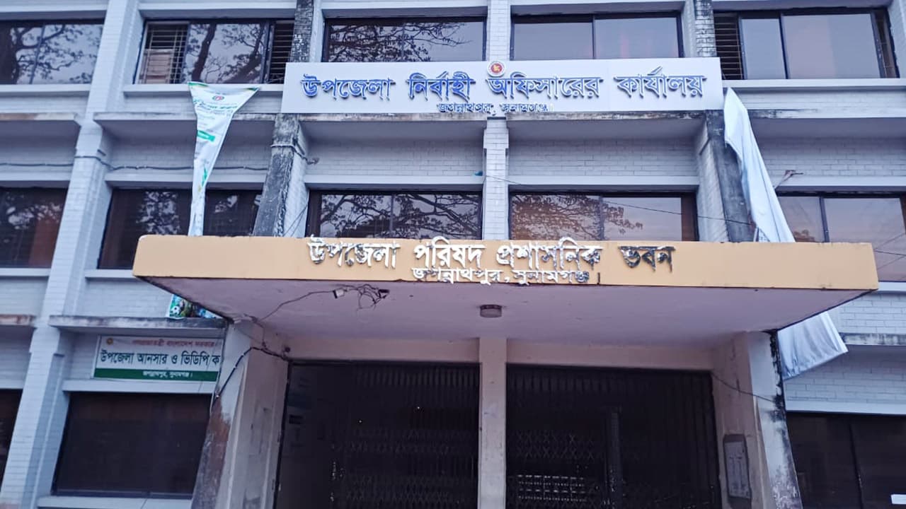 ফ্যামিলি কার্ড শুমারিতে পরীক্ষায় অংশ না নিয়েও নাম অন্তর্ভুক্ত, সমালোচনার পর বাদ পড়ল
