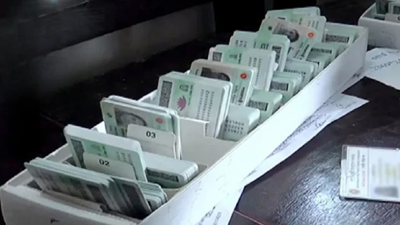 এনআইডিতে জন্মতারিখ ও নাম সংশোধনে নতুন নির্দেশনা নির্বাচন কমিশনের