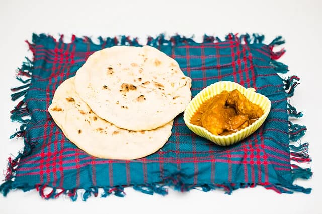 বাড়িতেই তৈরি করুন তন্দুরি নান: সহজ রেসিপি