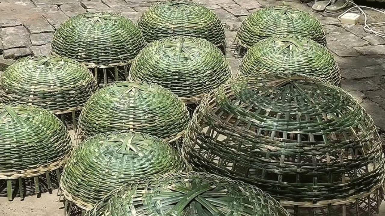 কাঁচামালের মূল্যবৃদ্ধি ও পুঁজি সংকটে অস্তিত্ব সংকটে ফরিদপুরের বাঁশশিল্প