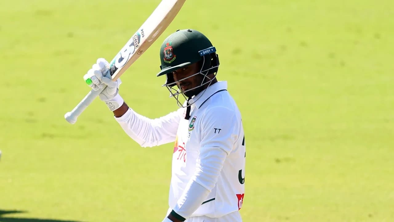 ডারউইন টেস্ট: তানজিদের প্রথম ফিফটি, অস্ট্রেলিয়ার লক্ষ্য স্পর্শের পথে বাংলাদেশ