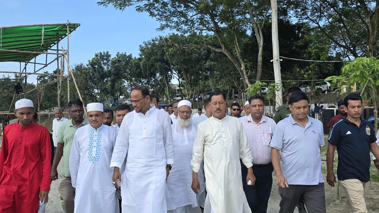 কিশোরগঞ্জে প্রথমবারের মতো প্রধানমন্ত্রীর সরকারি সফর, ব্যাপক প্রস্তুতি ও উদ্দীপনা