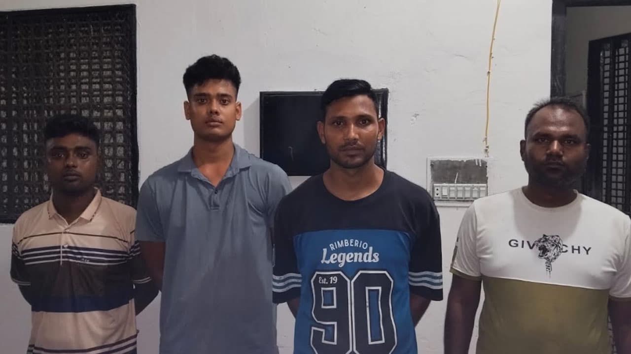 ক্ষেতলাল এলাকায় চোর সন্দেহে যুবককে পিটিয়ে হত্যা, ৪ জন আটক