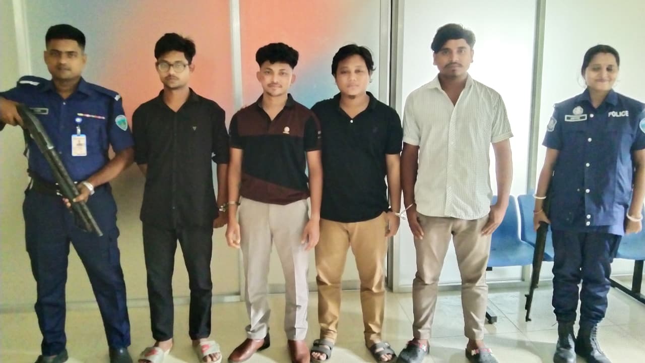 বান্দরবানে নিষিদ্ধ সংগঠনের গোপন বৈঠক, চার গ্রেপ্তার