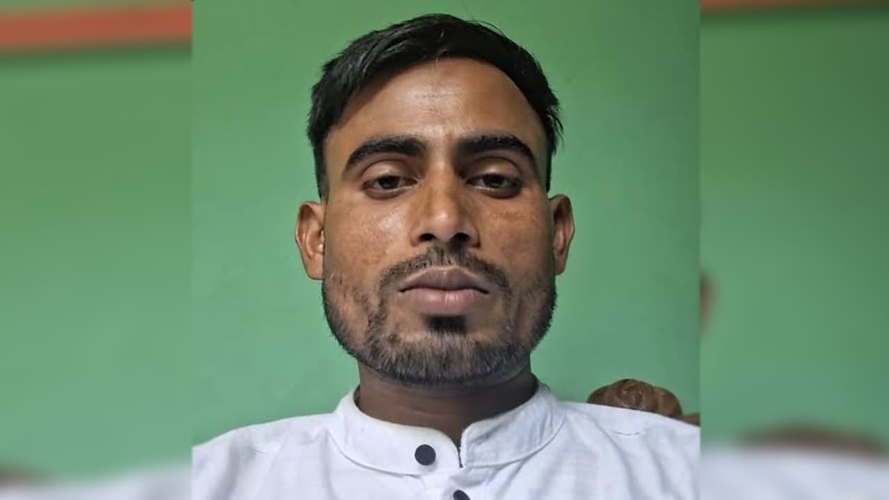বানিয়াচঙে ইউএনও কার্যালয়ে হট্টগোলের ঘটনায় ক্ষমা চাইলেন ছাত্রদল নেতা