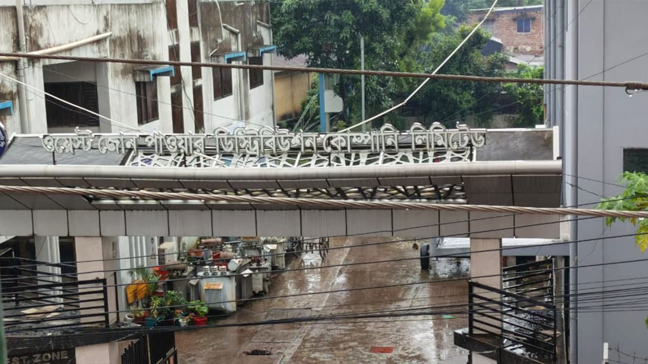 খুলনায় ৮৩ মেগাওয়াট বিদ্যুৎ ঘাটতি, তীব্র লোডশেডিংয়ে জনজীবন বিপর্যস্ত