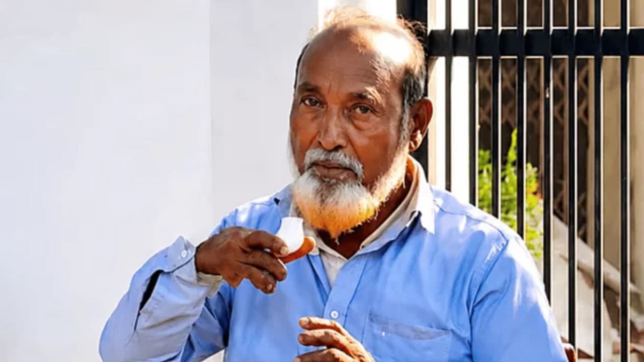 ছেলের বিরুদ্ধে অভিযোগ জানাতে এসে থানা ফটকে বাবার মৃত্যু