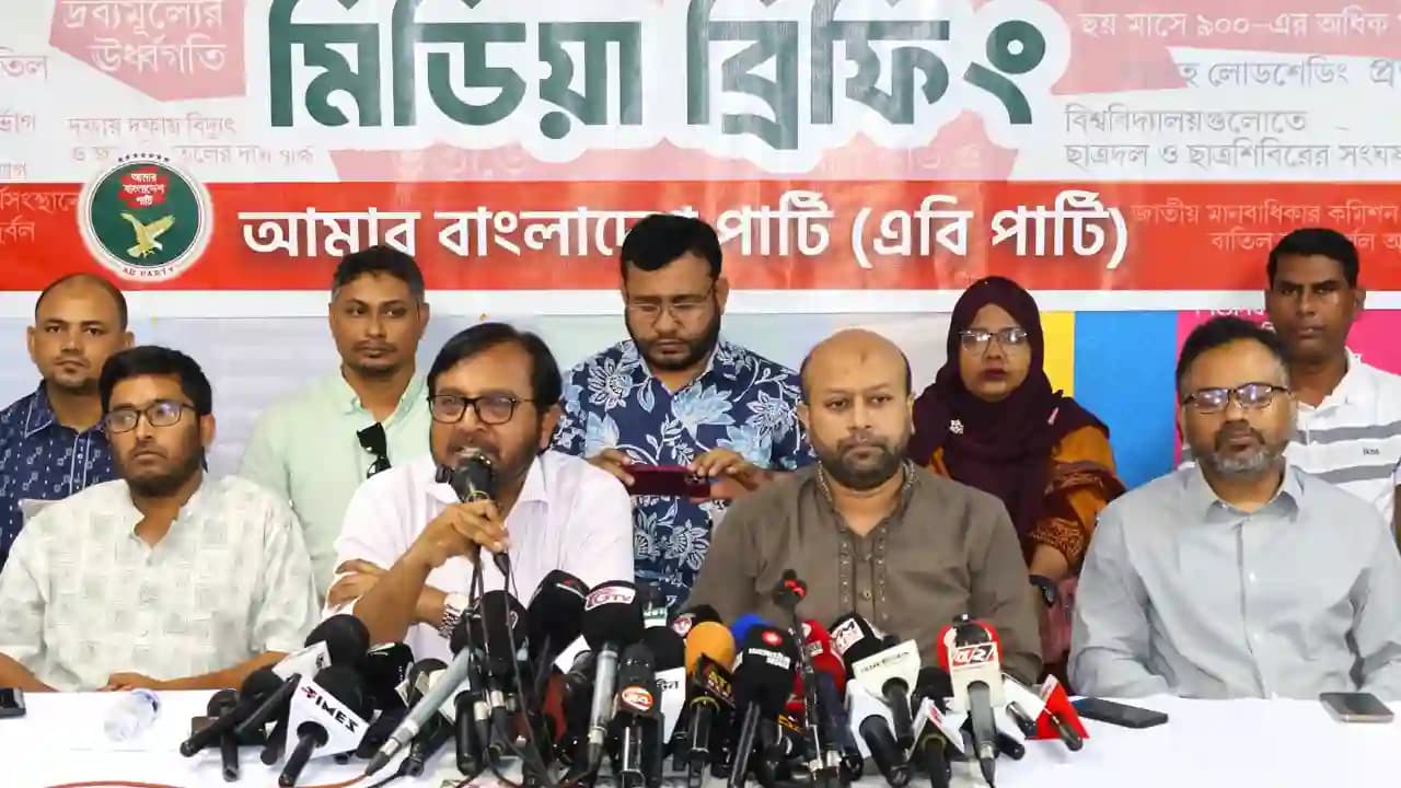 বিরোধী দলের আন্দোলন লাগবে না, সাধারণ নাগরিকেরাই রাস্তায় নামবে: মঞ্জু